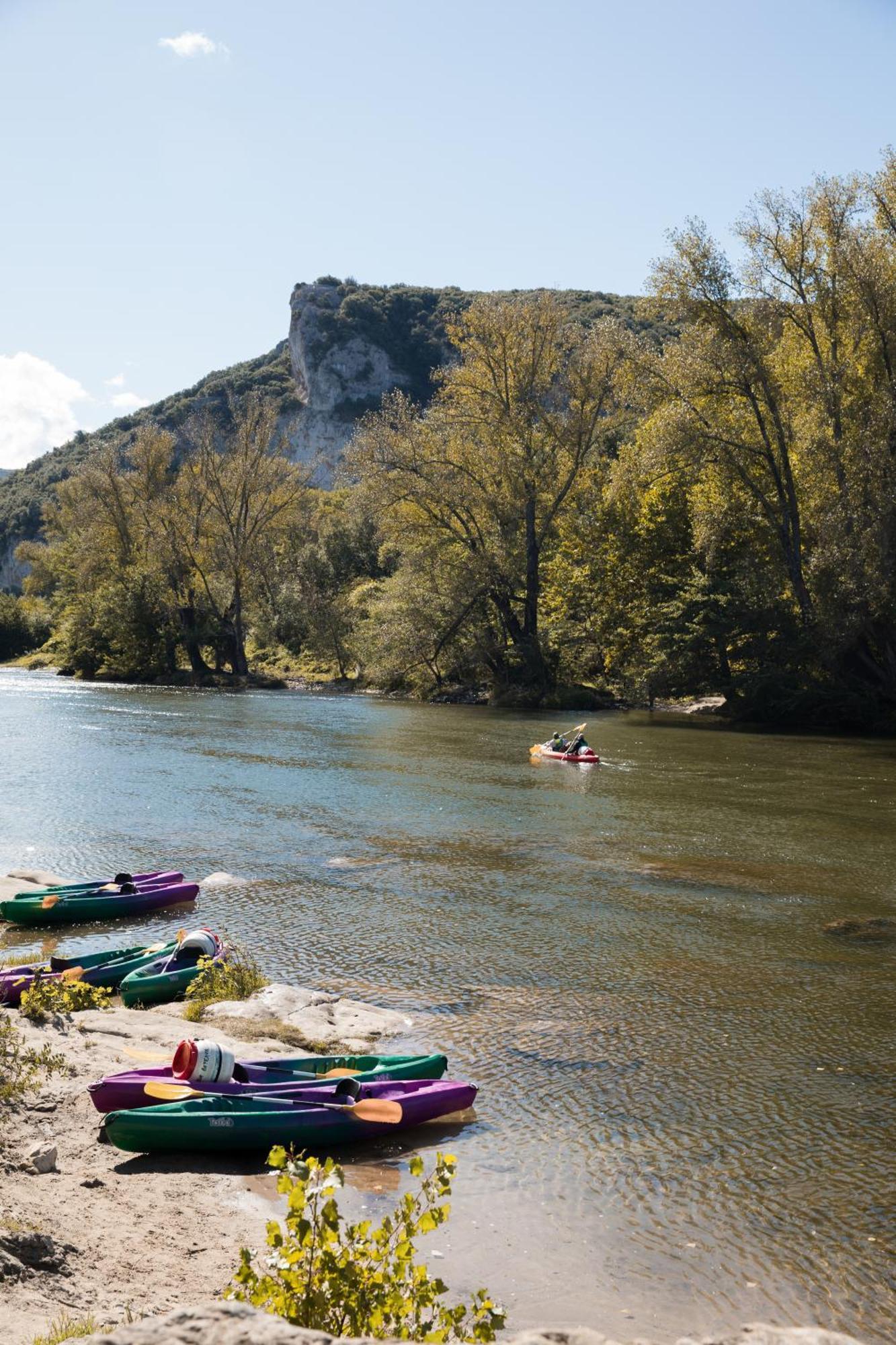 Rives D'Arc Ξενοδοχείο Vallon-Pont-dʼArc Εξωτερικό φωτογραφία